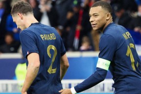 九游-关于Rookie在法国队比赛中关键助攻，突破纪录引发热议！的信息